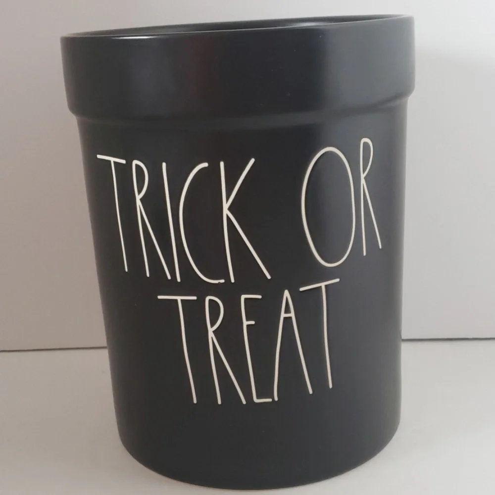 Rae Dunn - Trick or Treat Utensil Holder